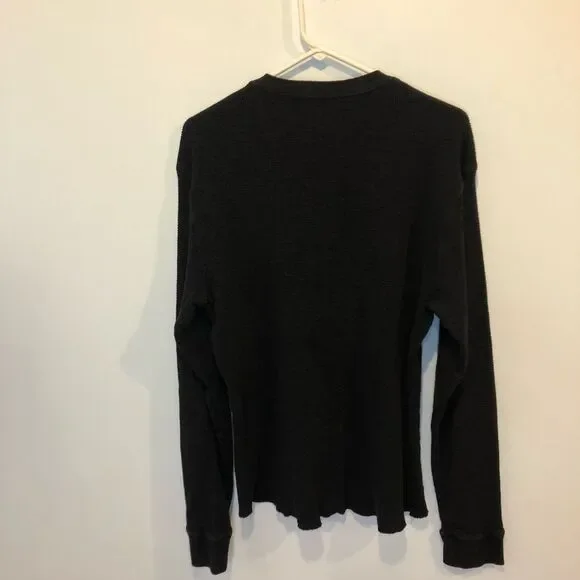 True Craft Lived-In Tee—size Large black men’s long sleeved shirt - Picture 2 of 9